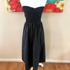 The Workshop 𖤓 Formal black midi dress with a twist top.